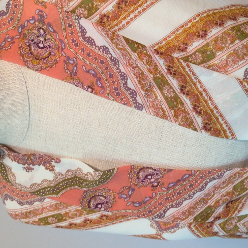 Mystree S Pink and Cream Patterned Kimono Blouse Wrap - Picture 7 of 8